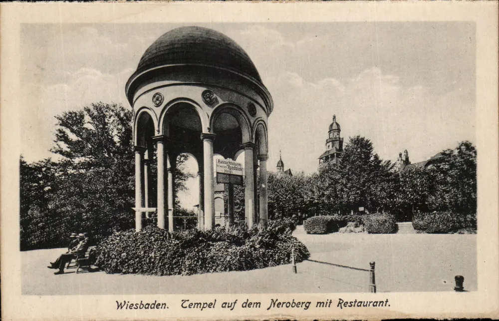 Wiesbaden - Tempel auf dem Neroberg mit Restaurant — Kunnerer-Art-Ausstellung Nord, Wiesbaden, Nr. 6 - Vorderseite