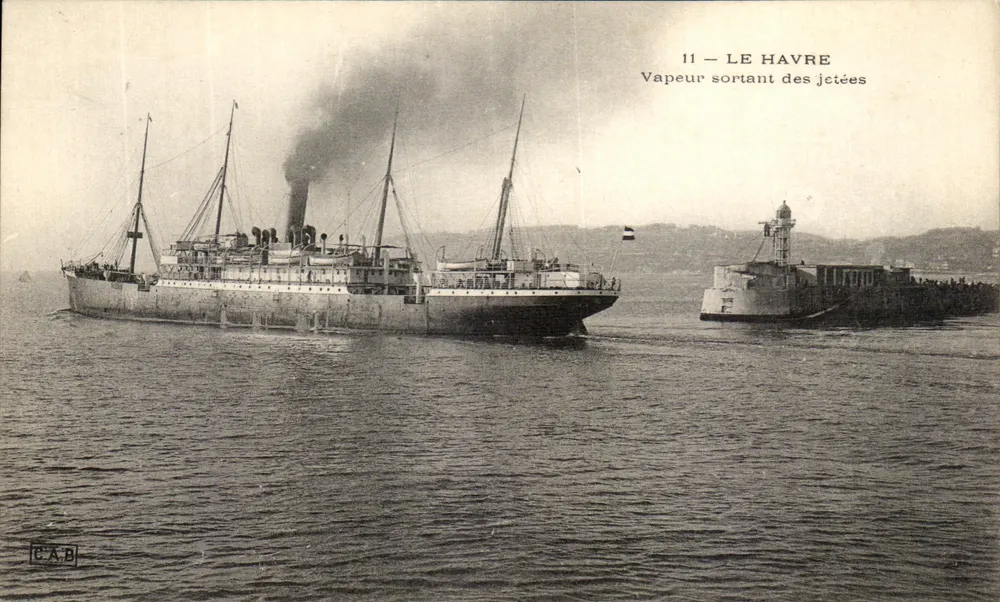 Le Havre — Vapeur saindo dos molhes — C.A.B. n°11 - Frente