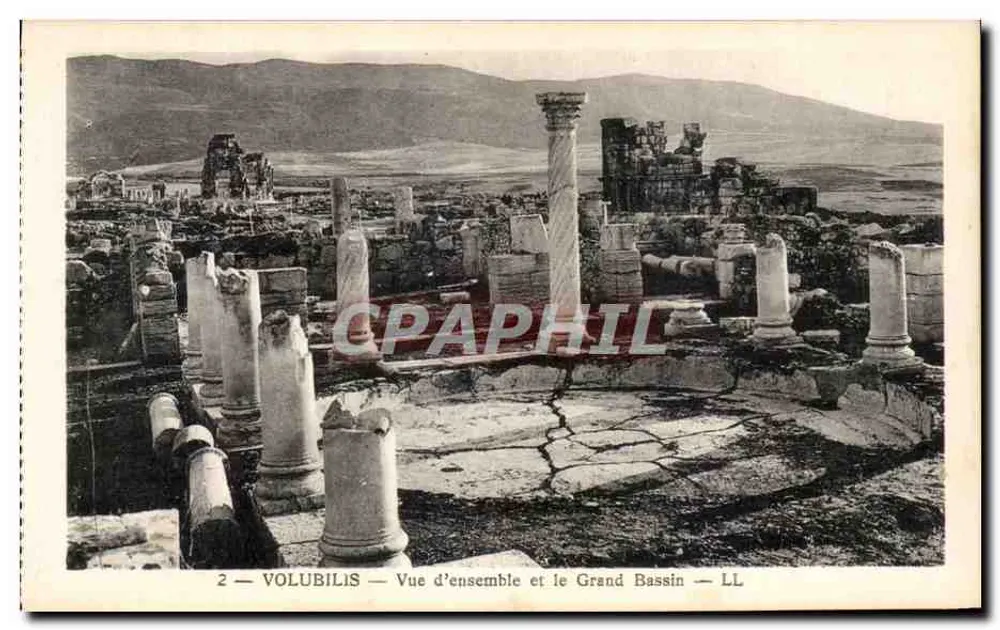 Volubilis — Gesamtansicht und der Große Bassin — LL - Vorderseite