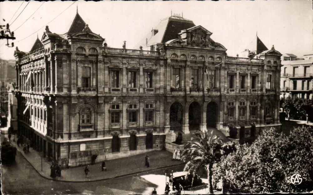 Oran — O Hotel de Cidade — Éditions Alexandre Sirey, Oran - Frente