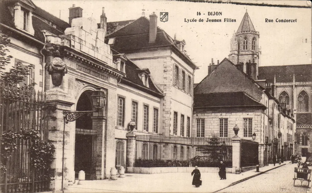 Dijon — Lycée de Jeunes Filles — Rue Condorcet - Vorderseite