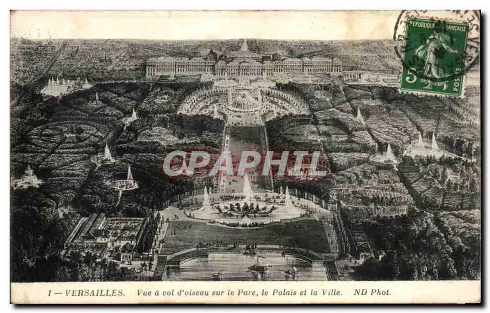 Versailles — Luftbild des Parks, des Schlosses und der Stadt — ND Phot. - Vorderseite