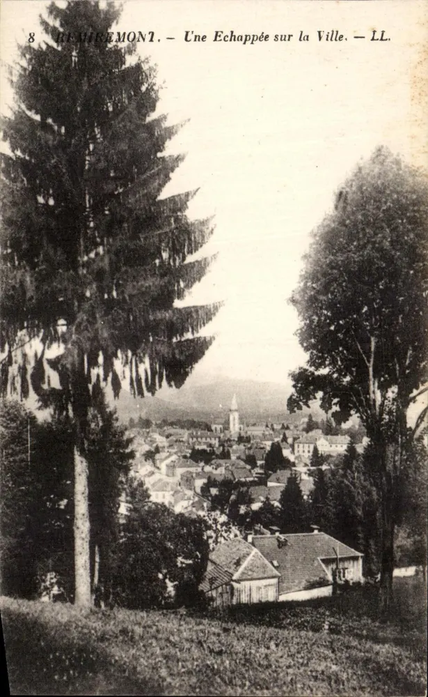 Remiremont — Uma Vista da Cidade — LL. - Frente