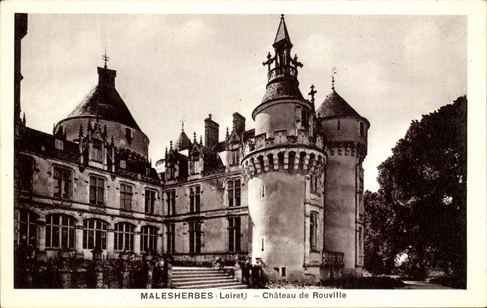 Malesherbes (Loiret) — Castelo de Rouville - Frente