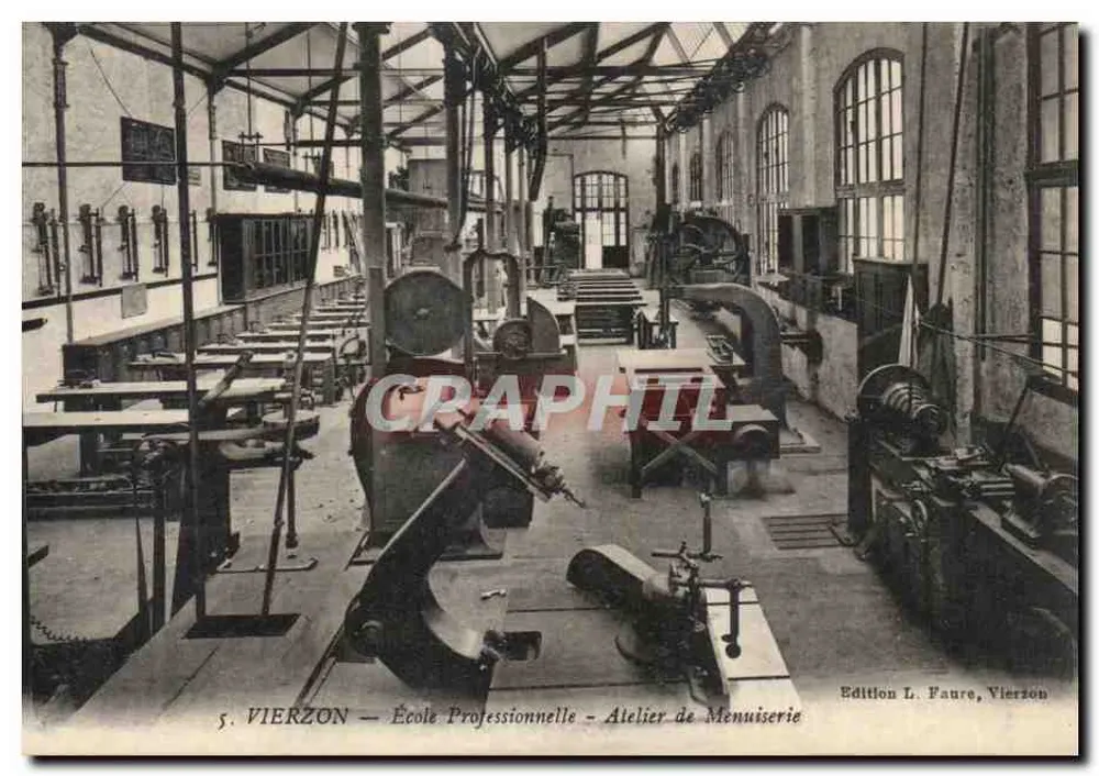 VIERZON — Escola Profissional — Oficina de Carpintaria — Edição L. Faure, Vierzon - Frente