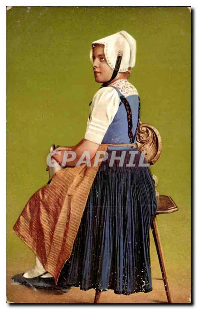 Mädchen im traditionellen Kleid — Verleger Wehrli, Kilchberg-Zürich, Nr. 13 - Vorderseite