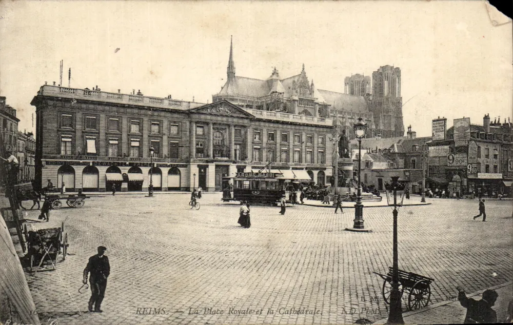 Reims — Der Königliche Platz und die Kathedrale — ND Photo - Vorderseite