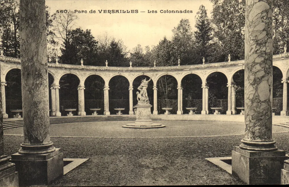 Parque de Versalhes — As Colunatas — Editor A. Bourdier, n° 460 - Frente