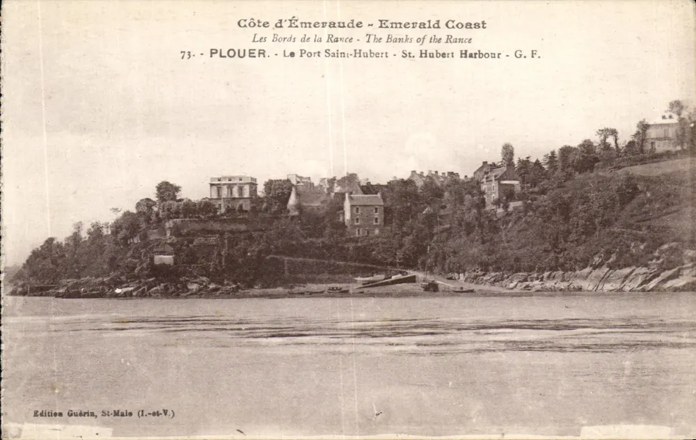 Plouër - Hafen Saint-Hubert - Küste von Émeraude - Vorderseite