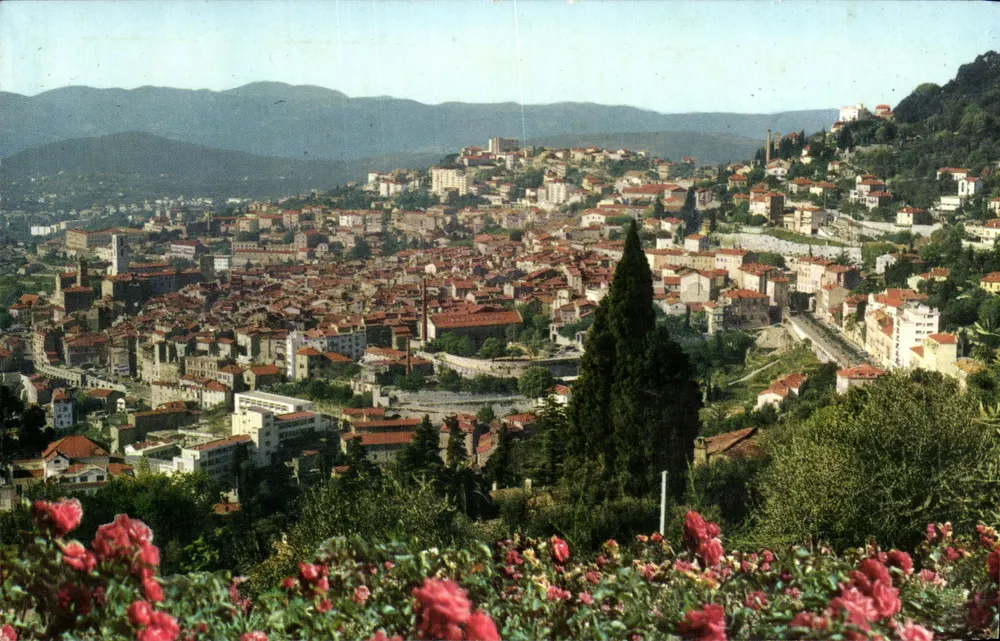 A Costa do Azul - GRASSE — Vista geral — Les Éditions « MAH » - Frente