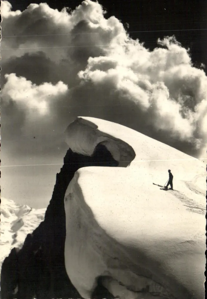 Esquiador em um pico nevado — Le Brevent — editor desconhecido - Frente