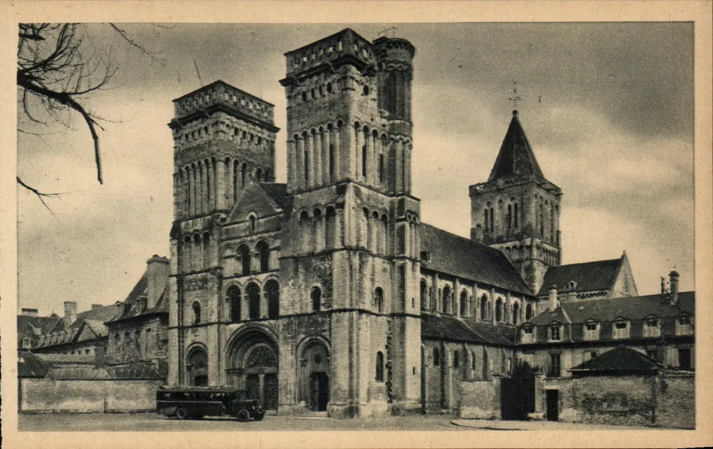 Caen — Abadia das Damas ou da Trindade — Ed. d'Art Belfrance, Paris-Caen - Frente