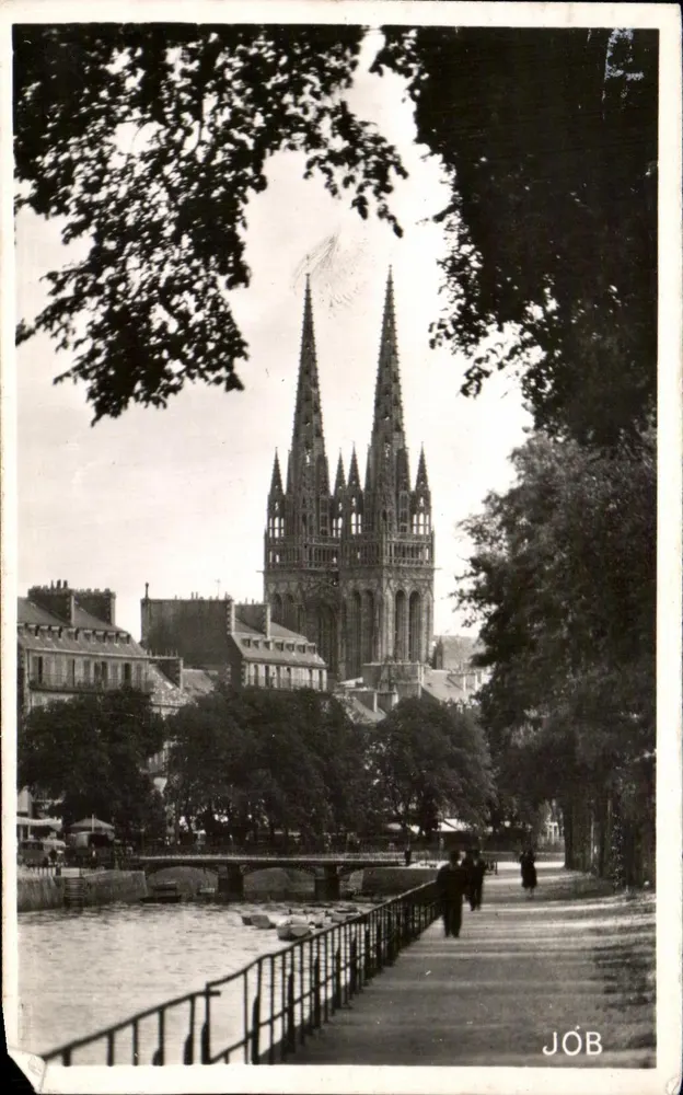 Quimper — As alamedas de Loc-Maria — Jób - Frente