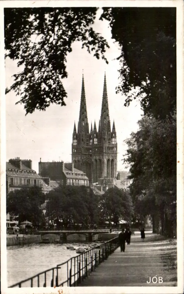 Quimper — Die Allées de Loc-Maria — JÓB - Vorderseite