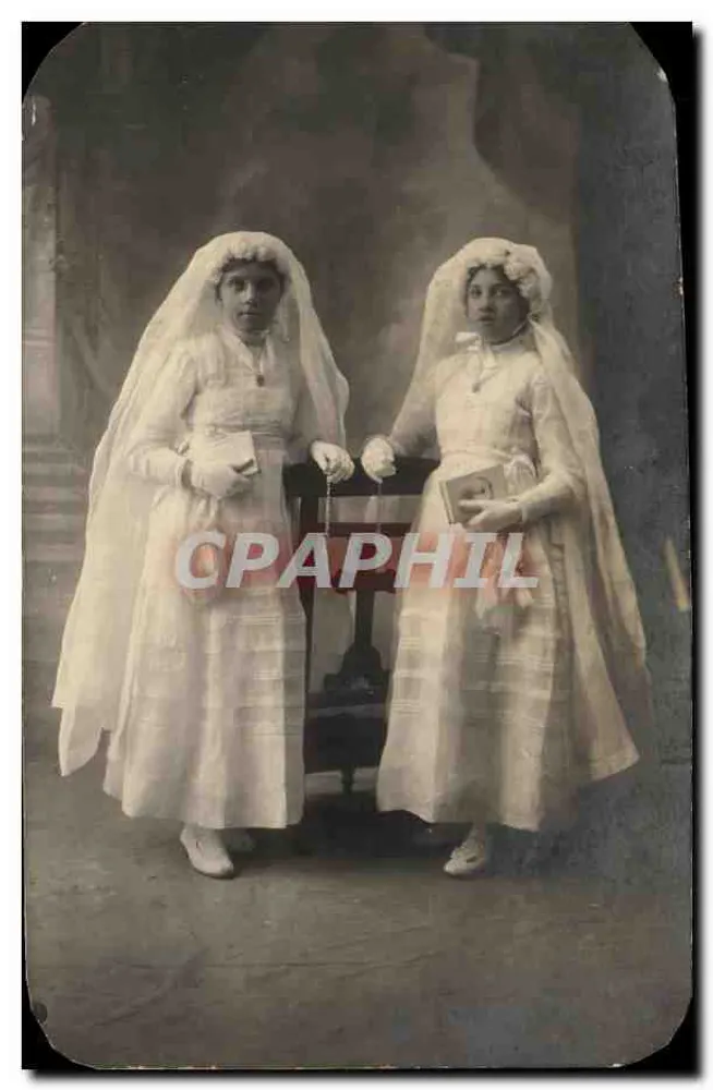 Dos jóvenes novias — estudio fotográfico - Anverso