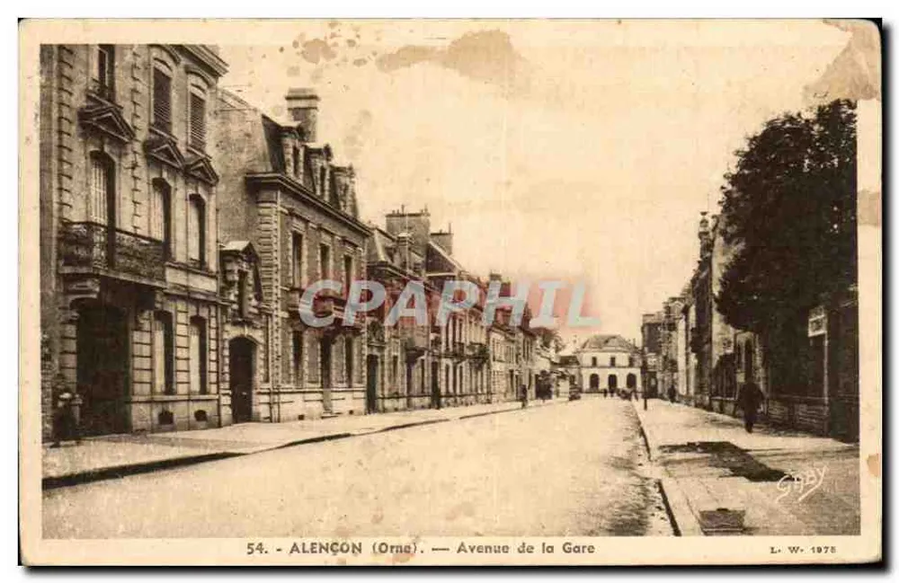 Alençon (Orne) — Avenida da Estação — L. W. 1975 - Frente