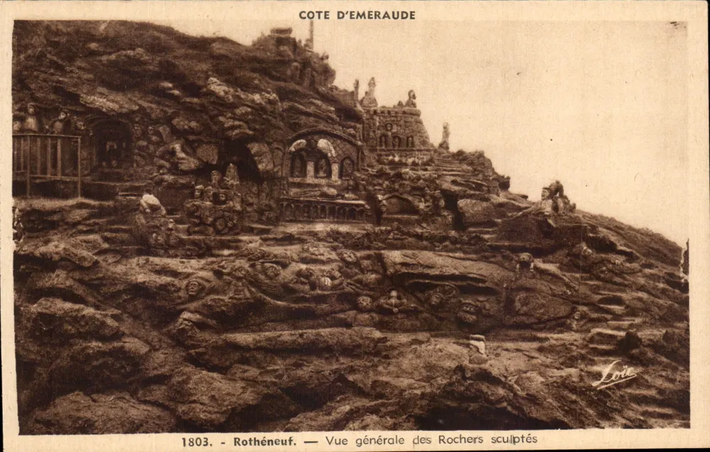 Côte d'Émeraude — Allgemeiner Blick auf die gemeißelten Felsen — Rothéneuf - Vorderseite