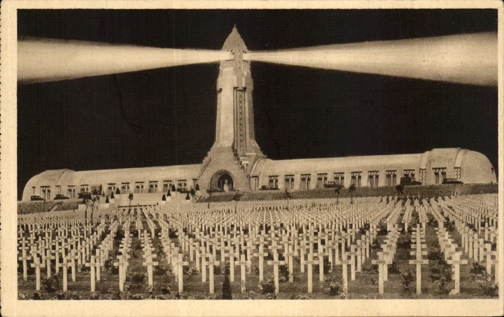 Nationalfriedhof von Douaumont — Nacht — Verlag Berdil, Nr. 116 B - Vorderseite