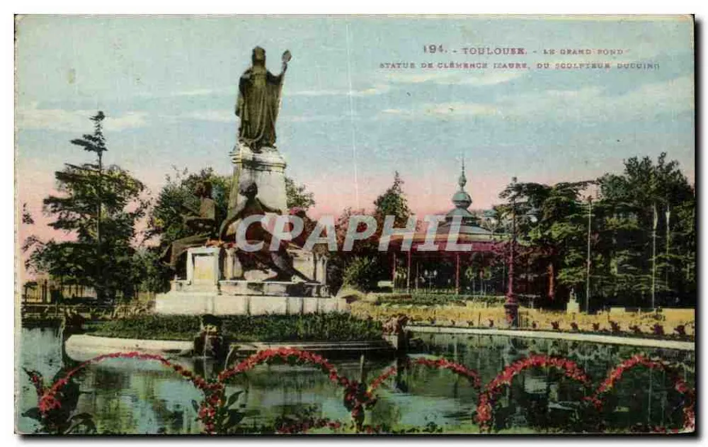 Toulouse - Le Grand-Rond - Statue der Clémence Isaure, vom Bildhauer Duccuing - Vorderseite