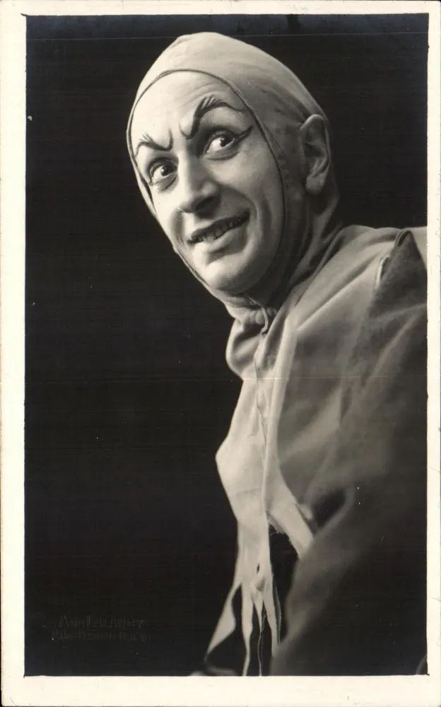 Clown in Kostüm — Photographie von Amel-Jean Artist — Nr. 91 - Vorderseite