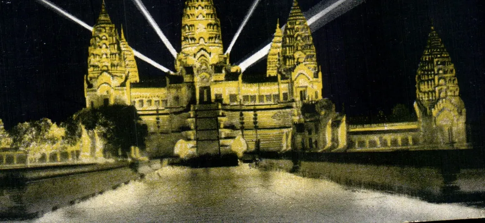 Angkor-Vat — Nachtsicht — Blanche Archs, Jacopozi, Delangiste - Vorderseite