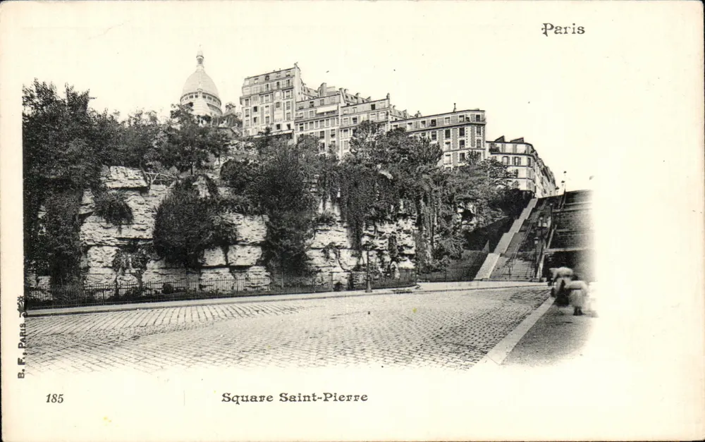 Square Saint-Pierre — vue du Sacré-Cœur — B.F. Paris, n°185 - Recto