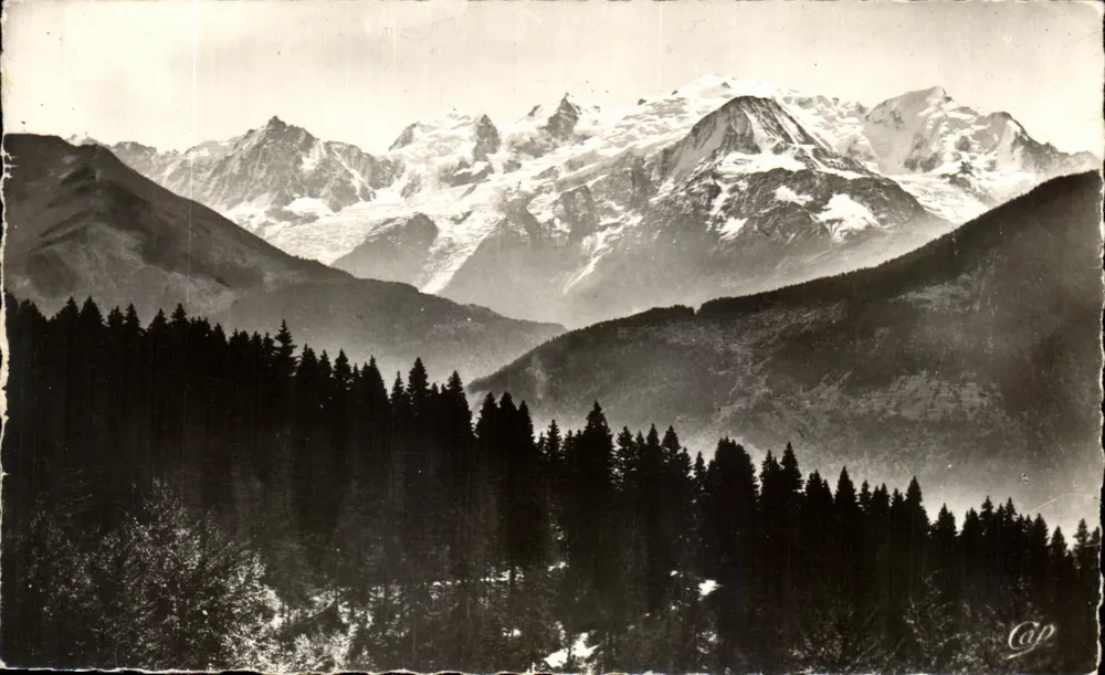 Die Mont-Blanc-Kette — Ansicht vom Plateau d'Assy — C.A.P. (159) Paris - Vorderseite