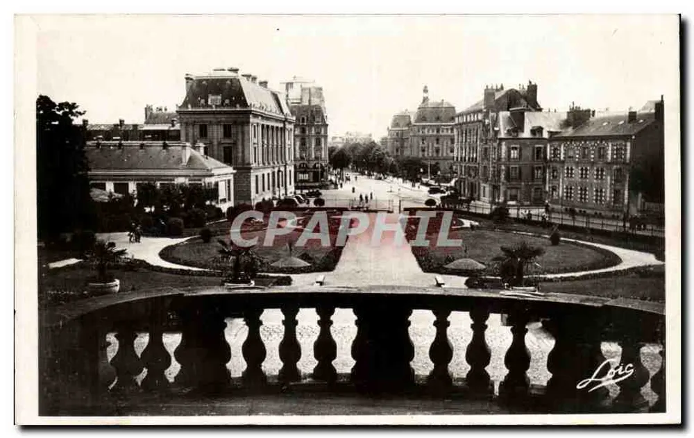 Rennes - Square du Palais St-Georges — Ansicht von einem Balkon — Verlag Loïc - Vorderseite