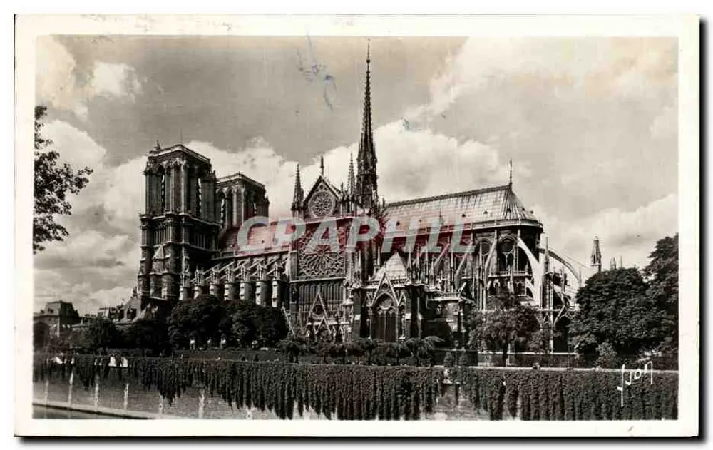 Notre-Dame de Paris — Allgemeiner Blick — Graphill - Vorderseite