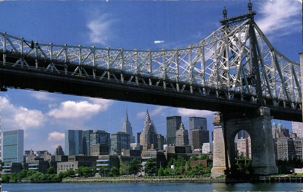 New York City und der Queensboro Bridge — The Gray Line — Seriennummer nicht sichtbar - Vorderseite