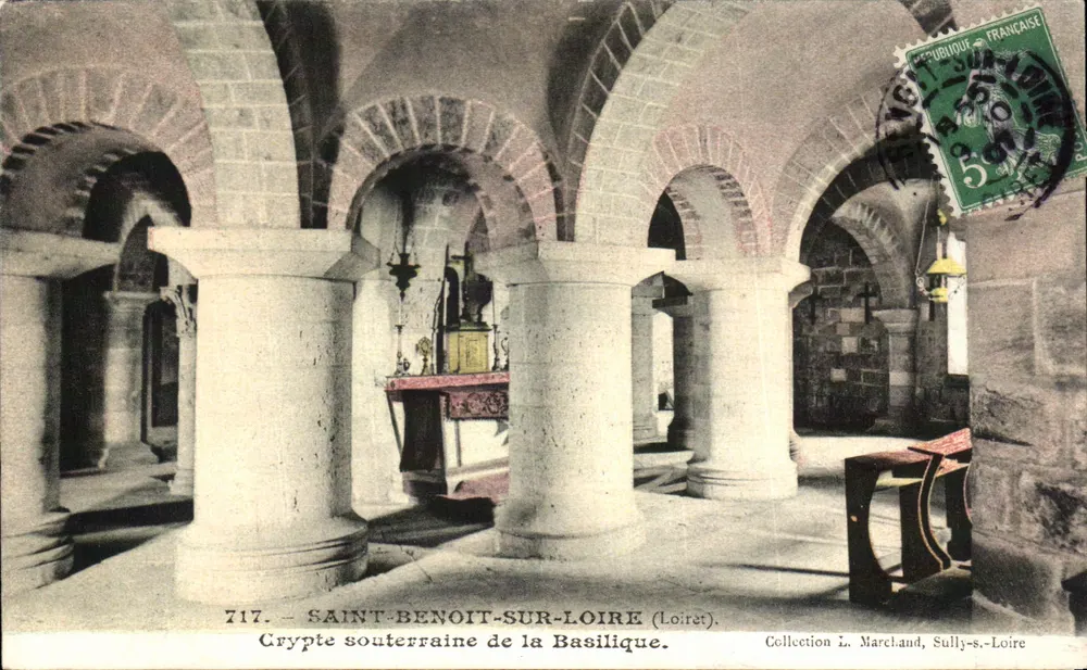 Cripta subterrânea da Basílica — Saint-Benoît-sur-Loire (Loir-et-Cher) — Coleção L. Marchand, Sully-s.-Loire, n° 717 - Frente