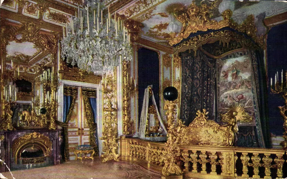 Schloss Herrenchiemsee — Schlafzimmer — Martin Herpich, München - Vorderseite