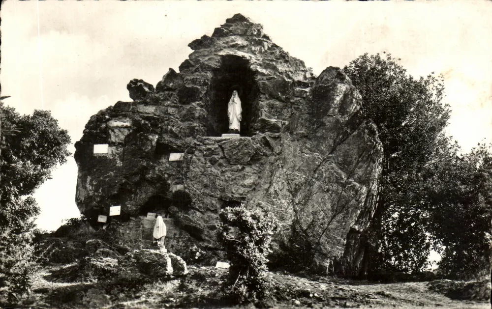 Sévignac - A Gruta de Rochereuille — editor anônimo, número de série não visível - Frente