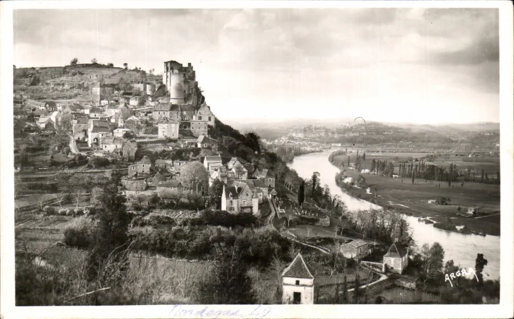 Beynac - Burg Castelnaud (13. und 15. Jahrhundert) — Les Arts Graphiques de la Gascogne, Toulouse - Vorderseite