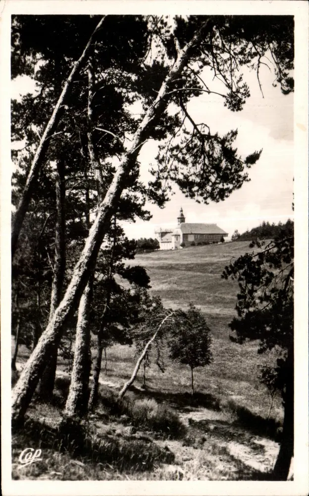 Kloster Notre-Dame des Neiges — Umgebung von La Bastide — C.A.P. (50) - Vorderseite