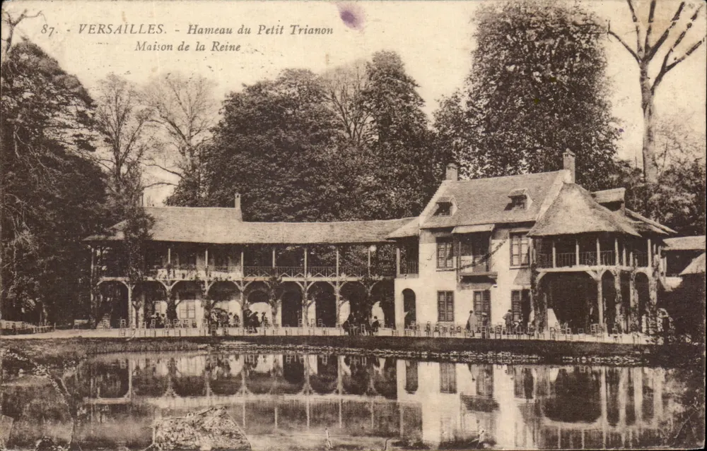 Versailles - Hameau du Petit Trianon - Maison de la Reine - Vorderseite