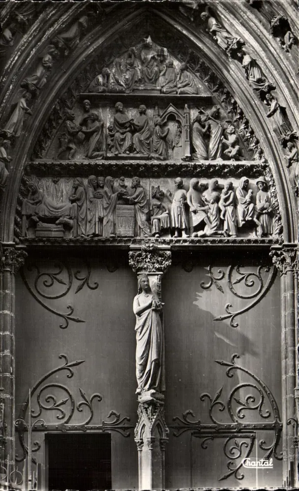Paris — Portal des Klosters Notre-Dame — Die Jungfrau des Trumeaus (um 1250) — Éditions Chantal - Vorderseite