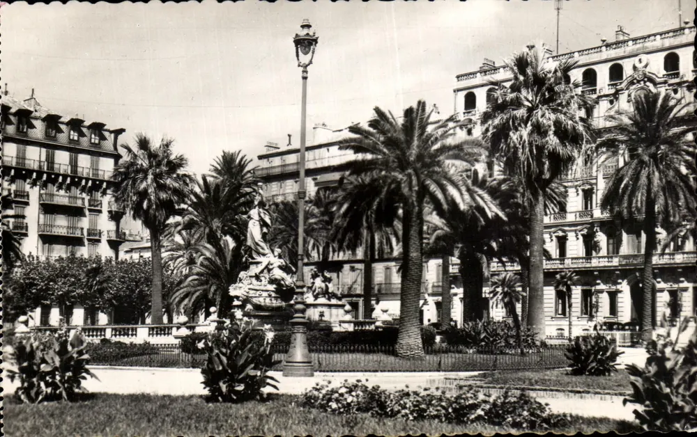 Toulon — Ecke Place Liberté — Die Maritime Präfektur — Editions E.S.B. n°408 - Vorderseite