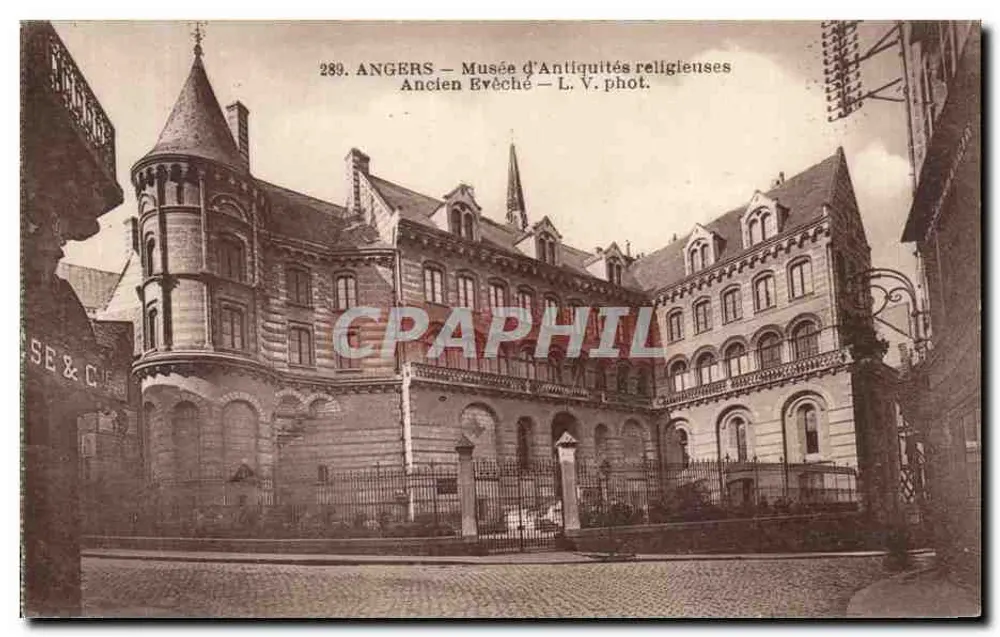 Angers — Museum für religiöse Antiquitäten — Ehemaliges Bischofsschloss — L. V. phot. - Vorderseite
