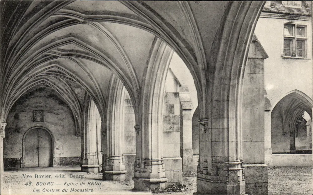 Bourg — Igreja de Brou — Os Claustros do Mosteiro — Vve Ravier, editor. Bourg - Frente