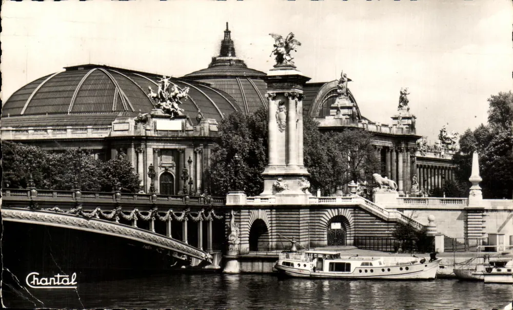 Der Grand Palais und die Brücke Alexandre III — Editions Chantal, n° 32 - Vorderseite