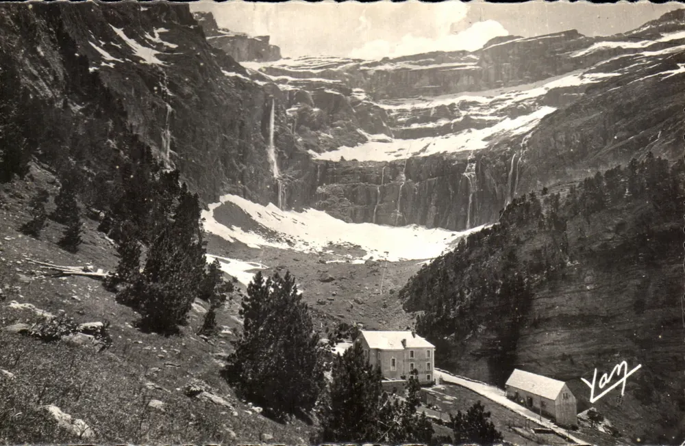 Gavarnie - Der Cirque und das Hotel du Cirque — Edition Quinault, Lourdes, Nr. 230 bis - Vorderseite