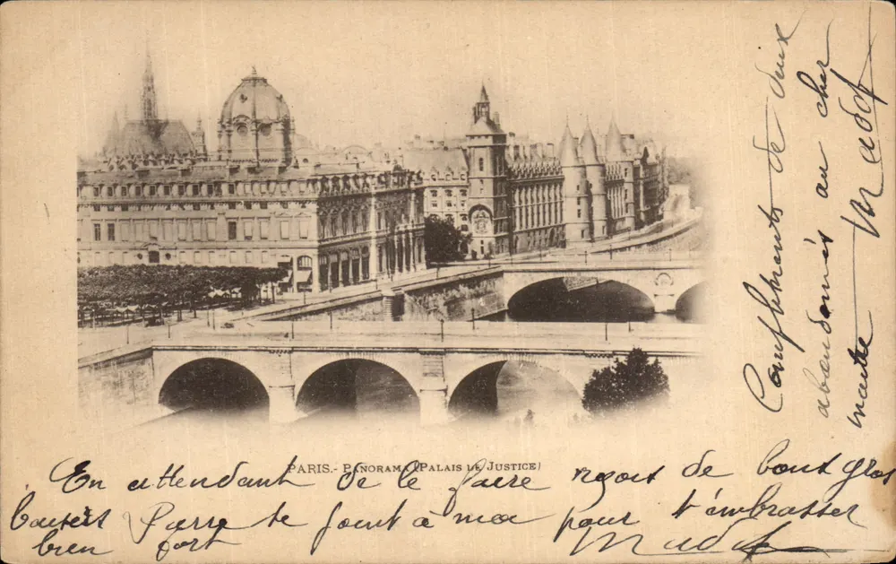 Paris - Panorama des Palais de Justice — Ansicht des Brückens und Flusses - Vorderseite