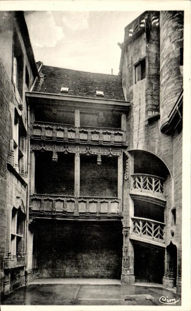 Dijon (Côte-d'Or) — Hotel Chambellan — editor Cim - Frente
