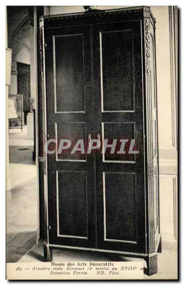 Schrank im Riesener-Stil — zweite Hälfte des 18. Jahrhunderts — Musée des Arts Décoratifs, Donation Perrin - Vorderseite