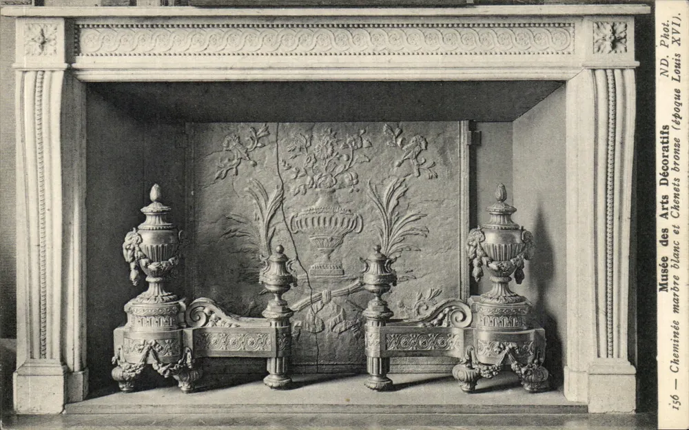 Kamin — Museum für Dekorative Künste — Louis XVI-Zeit - Vorderseite