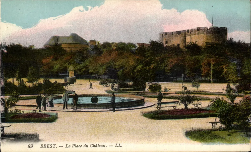 Brest — A Piazza do Castelo — LL. — n°89 - Frente