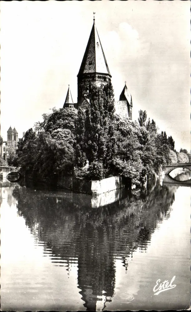 Protestantischer Tempel von Metz — Römisches Monument im Garten der Liebe — Estel - Vorderseite
