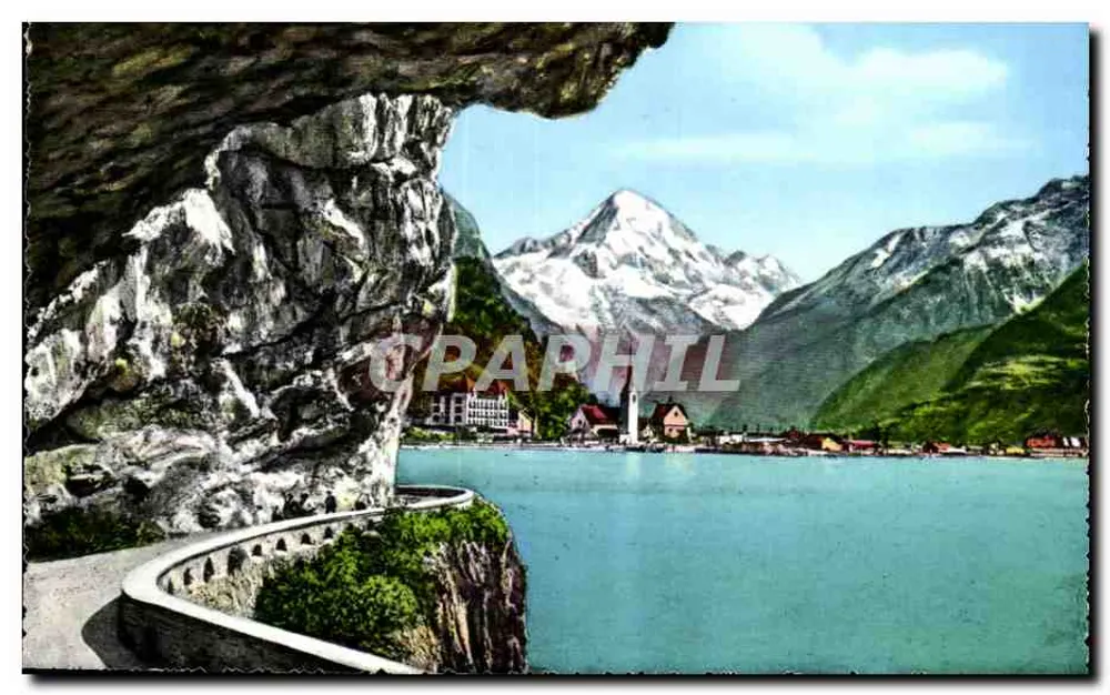 Axenstrasse am Vierwaldstättersee — mit Flüelen und Bristenstock — Photoglob - Wehrli A.G. - Zürich - Vorderseite