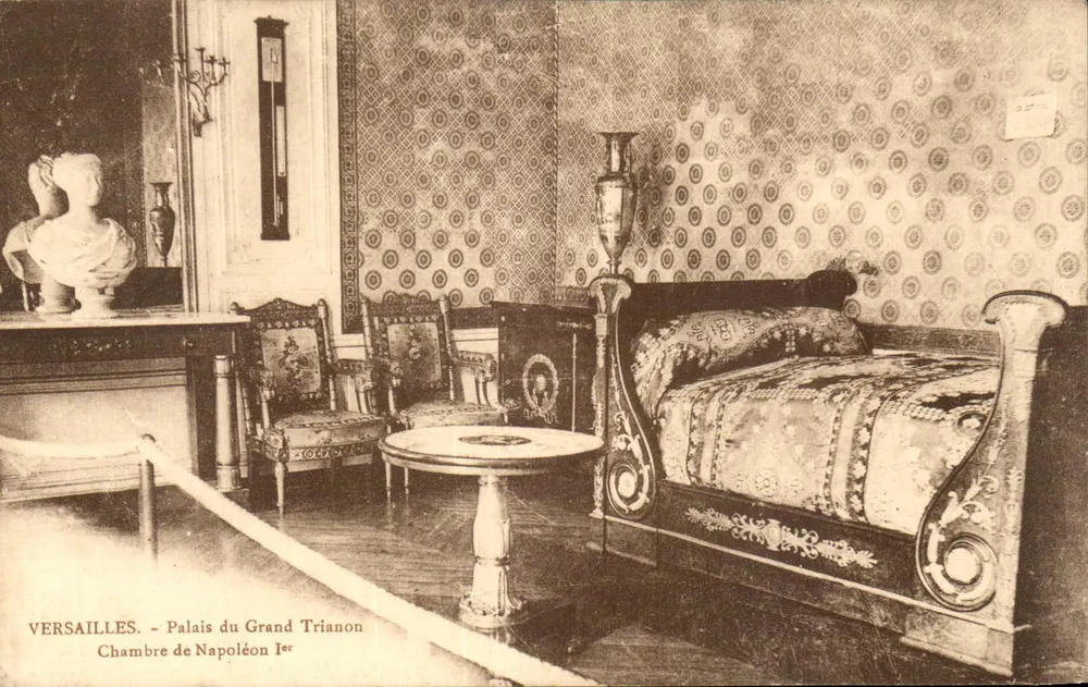 Versailles - Schloss des Grand Trianon - Zimmer von Napoleon I. - Vorderseite